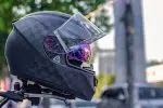 Comment choisir votre casque de moto en 2022