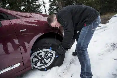 Comment réussir l’achat des chaussettes et chaîne neige