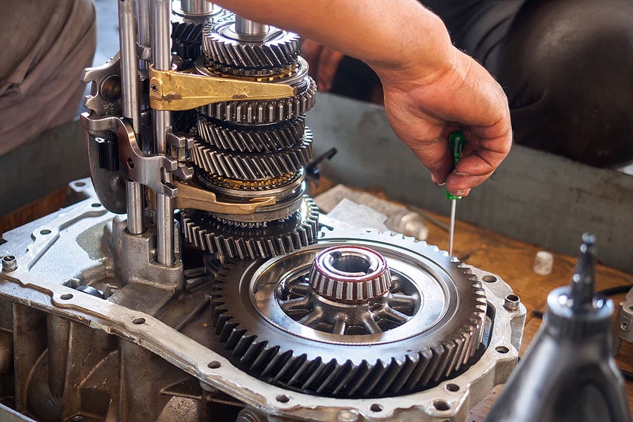 Les étapes à suivre pour remplacer votre boîte de vitesses par un modèle en échange standard