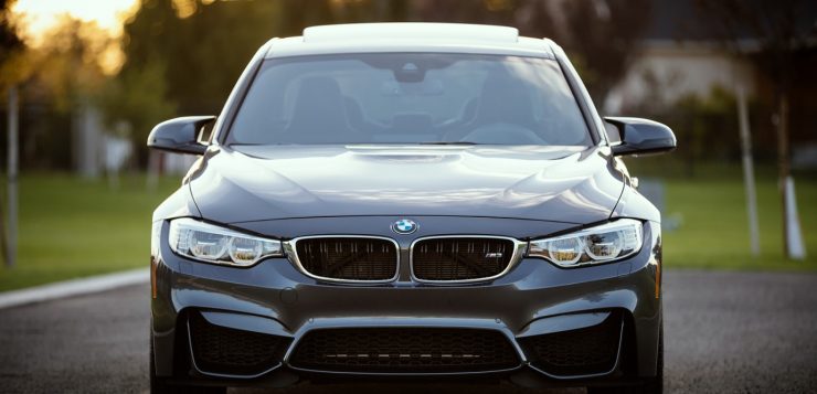 Pourquoi et comment acheter une voiture accidentée ?
