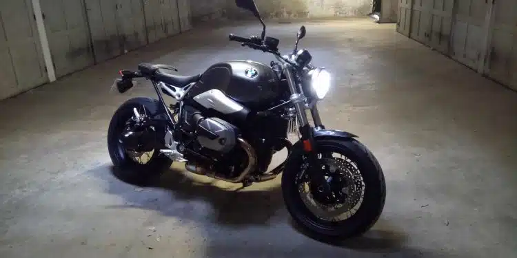 BMW NineT 1200 R 2022