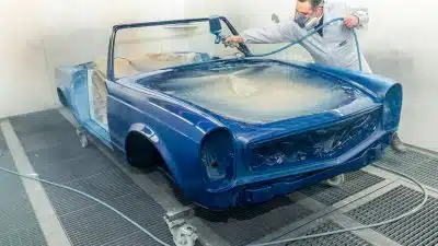 Les équipements de peinture pour voiture essentiels dans un garage