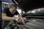 Trouver le meilleur garage pour réparer votre voiture sans stress